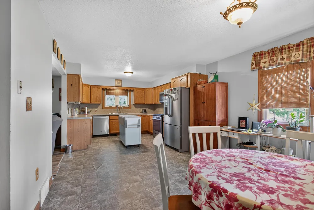 10031 Hastings Road Jackson, MI 49201