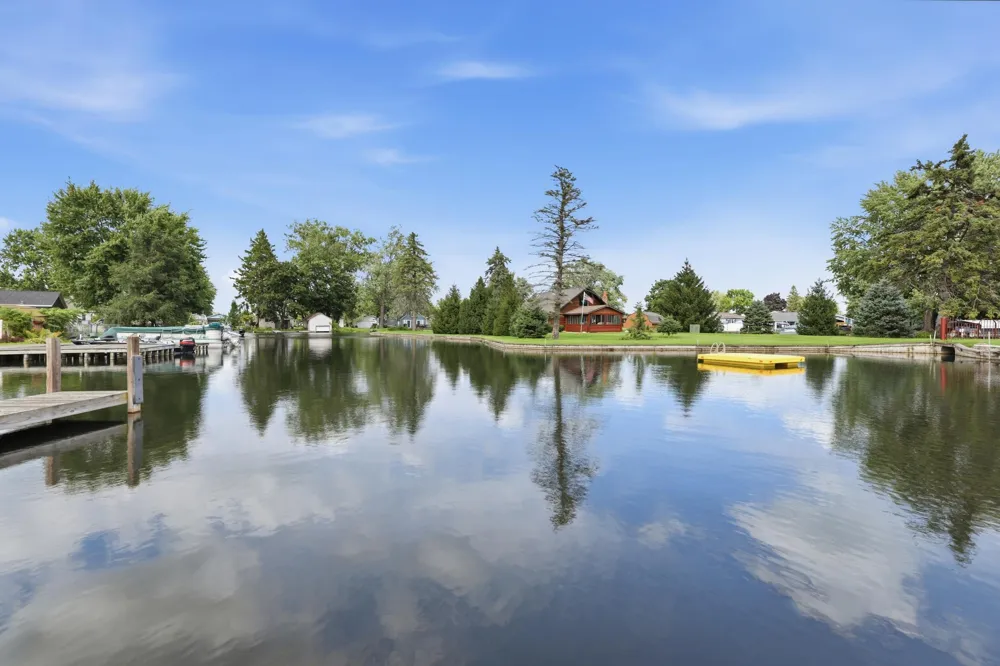 12632 Blue Lagoon Road Shelbyville, MI 49344