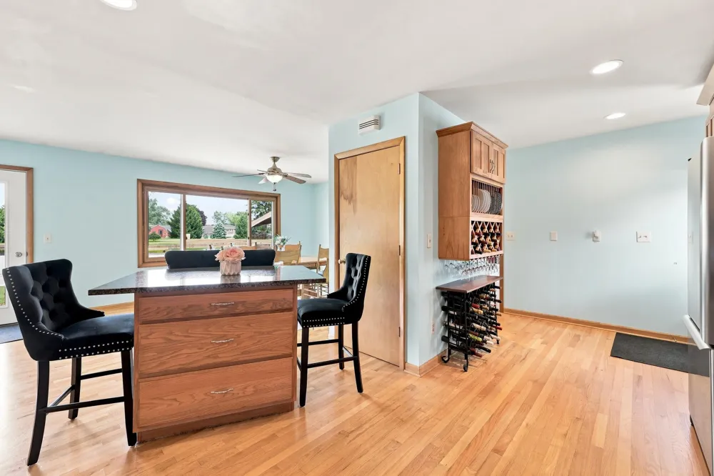 12632 Blue Lagoon Road Shelbyville, MI 49344