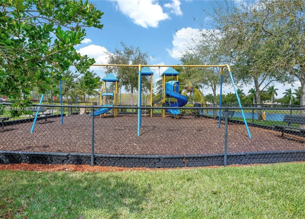 22621 SW 88th Pl #106-8 Cutler Bay, FL 33190