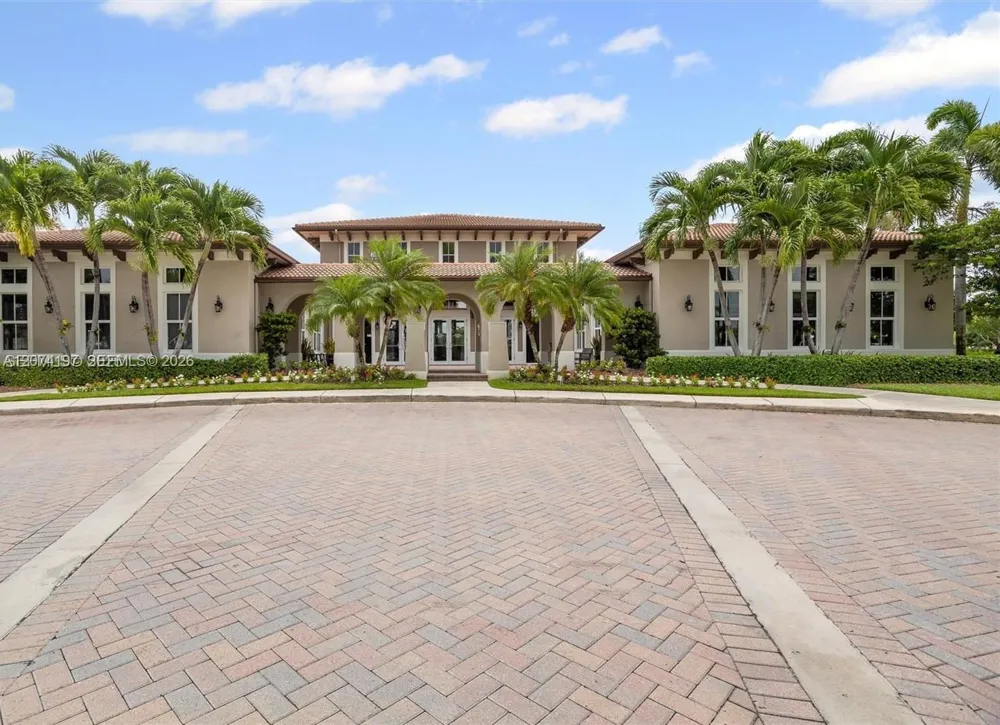 22621 SW 88th Pl #106-8 Cutler Bay, FL 33190