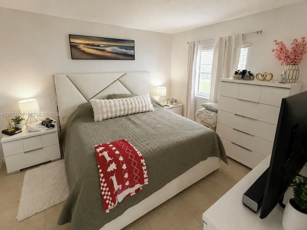 22621 SW 88th Pl #106-8 Cutler Bay, FL 33190