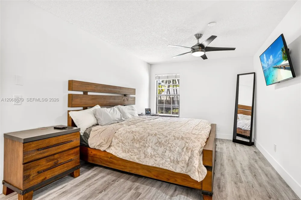15705 SW 7th Pl Sunrise, FL 33326