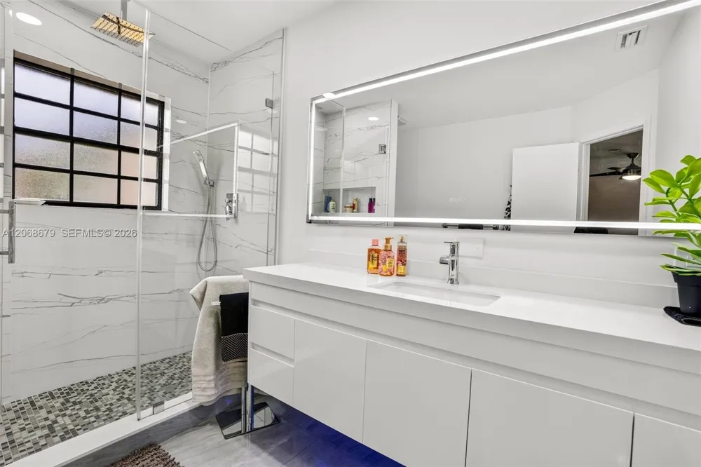 15705 SW 7th Pl Sunrise, FL 33326
