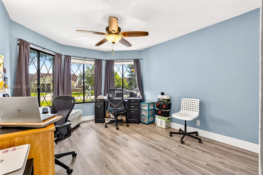15705 SW 7th Pl Sunrise, FL 33326