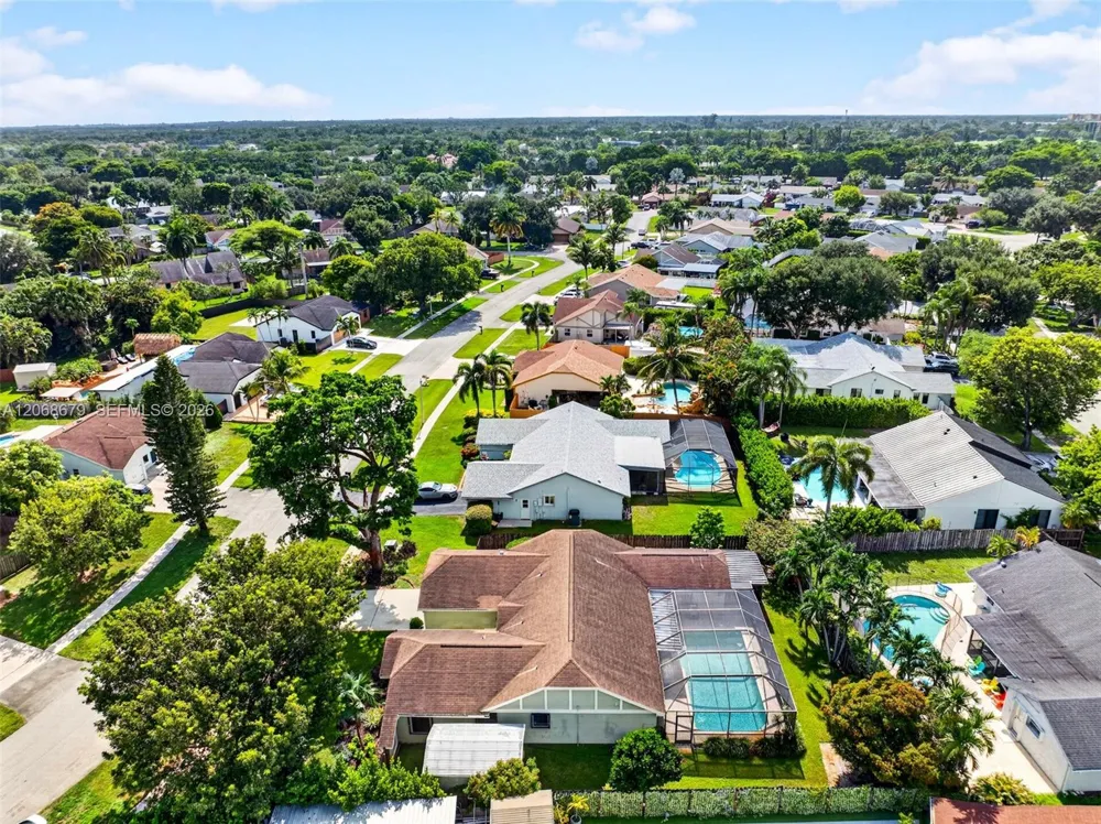 15705 SW 7th Pl Sunrise, FL 33326