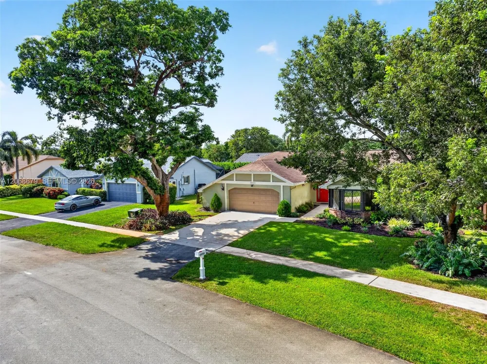15705 SW 7th Pl Sunrise, FL 33326