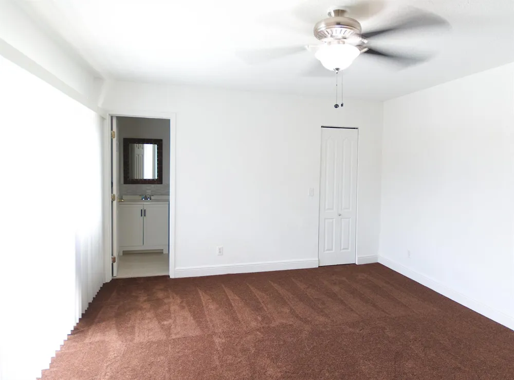 4225 TURNBERRY CIRCLE #7 Lake Worth, FL 33467