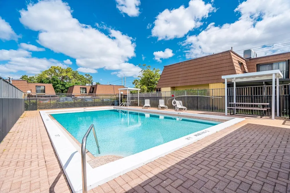 4225 TURNBERRY CIRCLE #7 Lake Worth, FL 33467