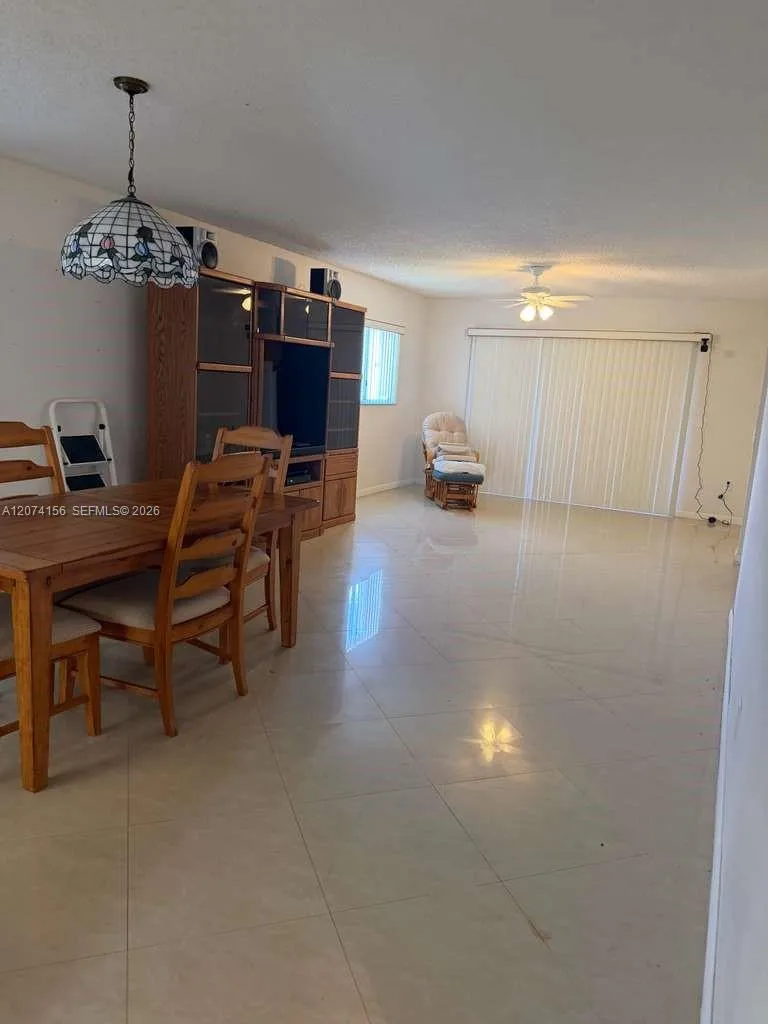 1600 SW 127th Way #401C Pembroke Pines, FL 33027