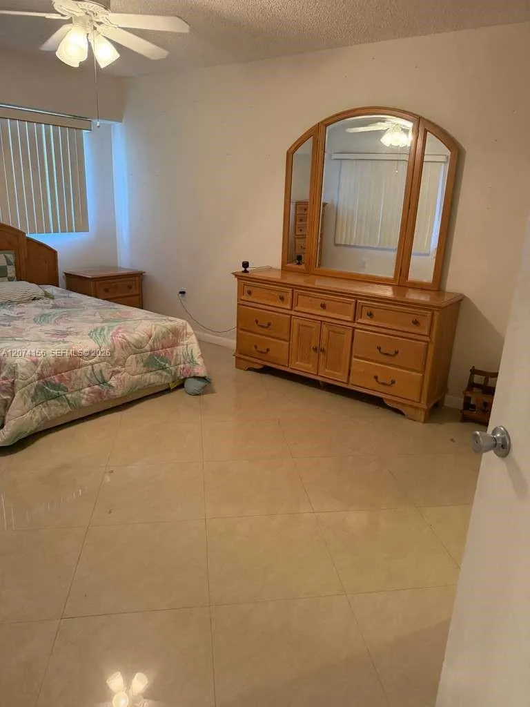1600 SW 127th Way #401C Pembroke Pines, FL 33027