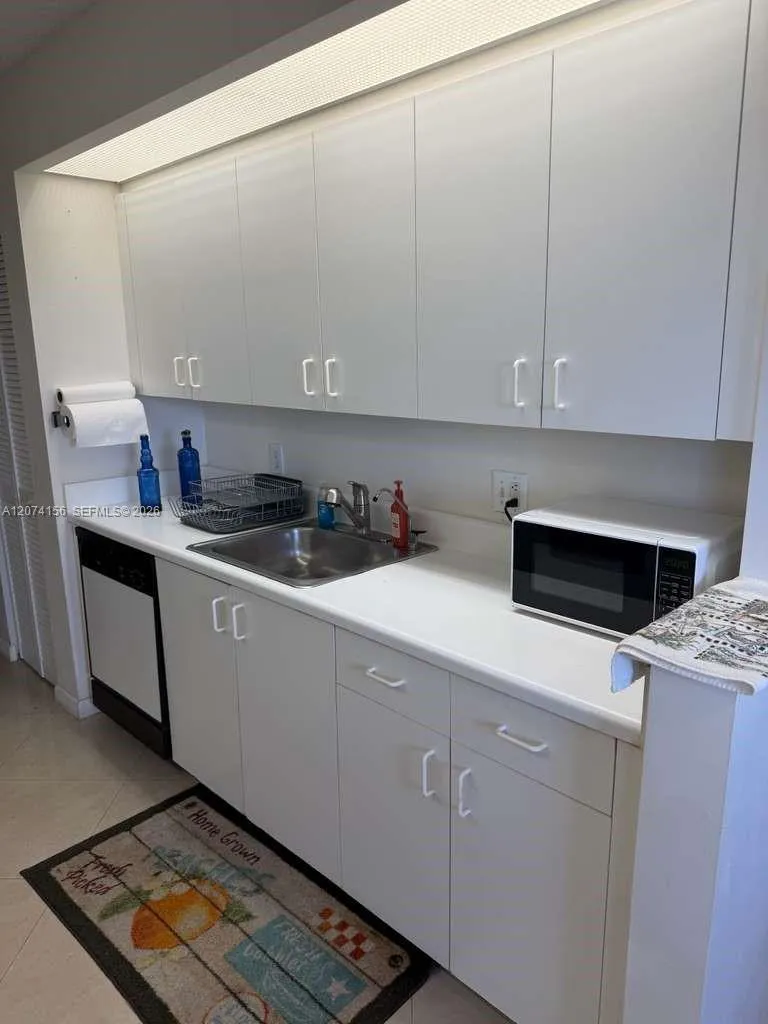 1600 SW 127th Way #401C Pembroke Pines, FL 33027