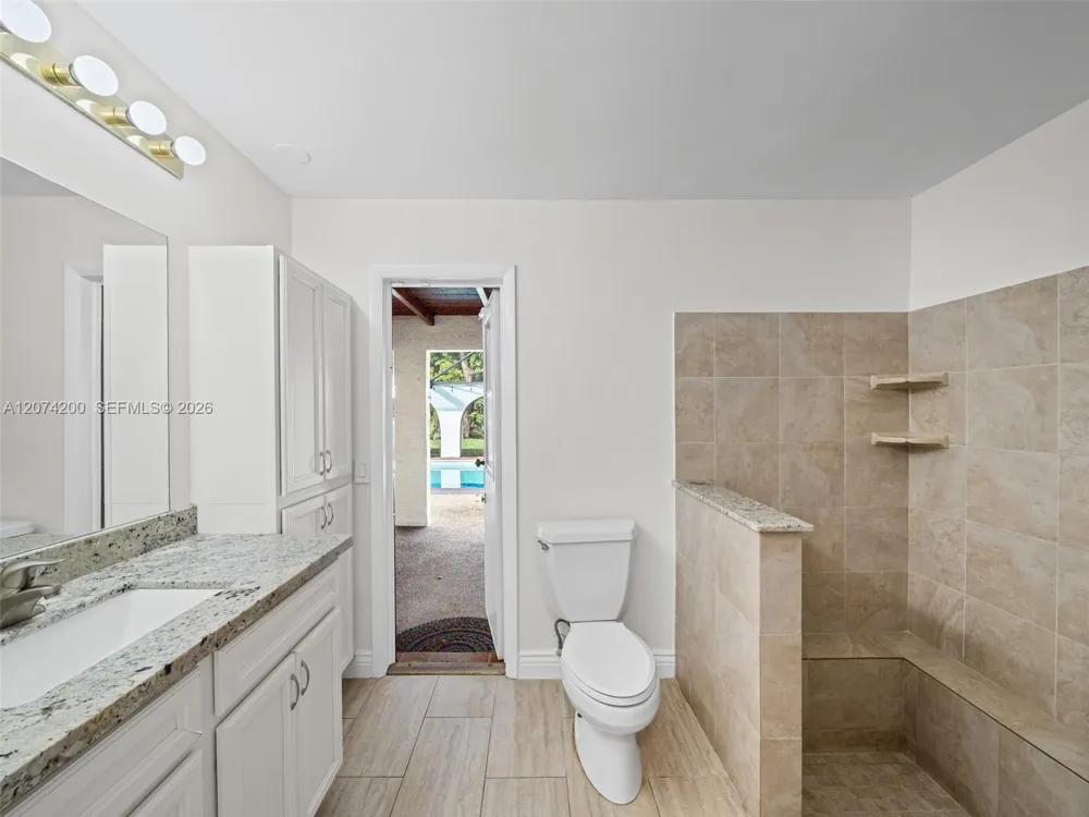 10251 NW 39th Ct Coral Springs, FL 33065