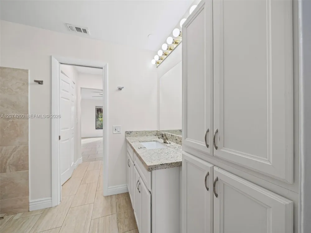 10251 NW 39th Ct Coral Springs, FL 33065