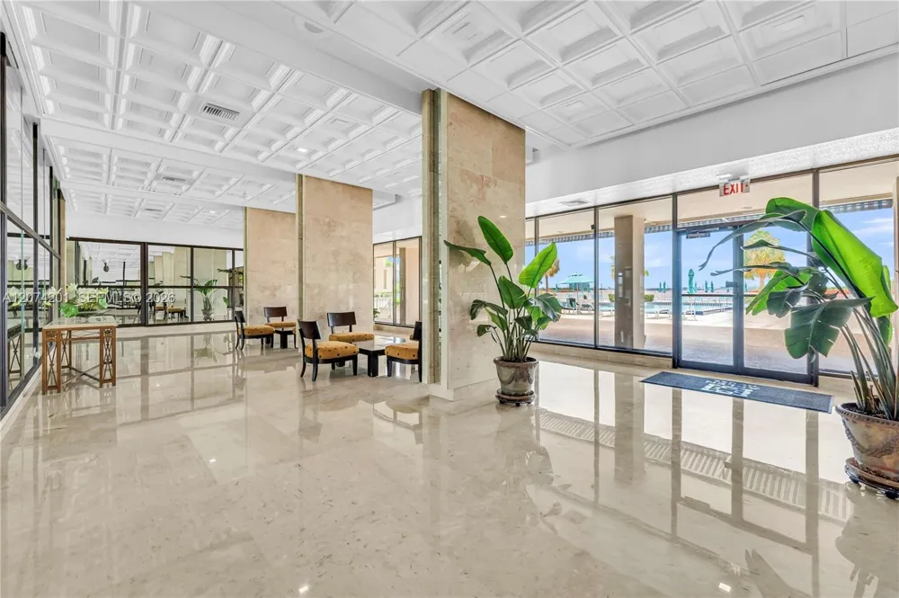 300 Bayview Dr #214 Sunny Isles Beach, FL 33160
