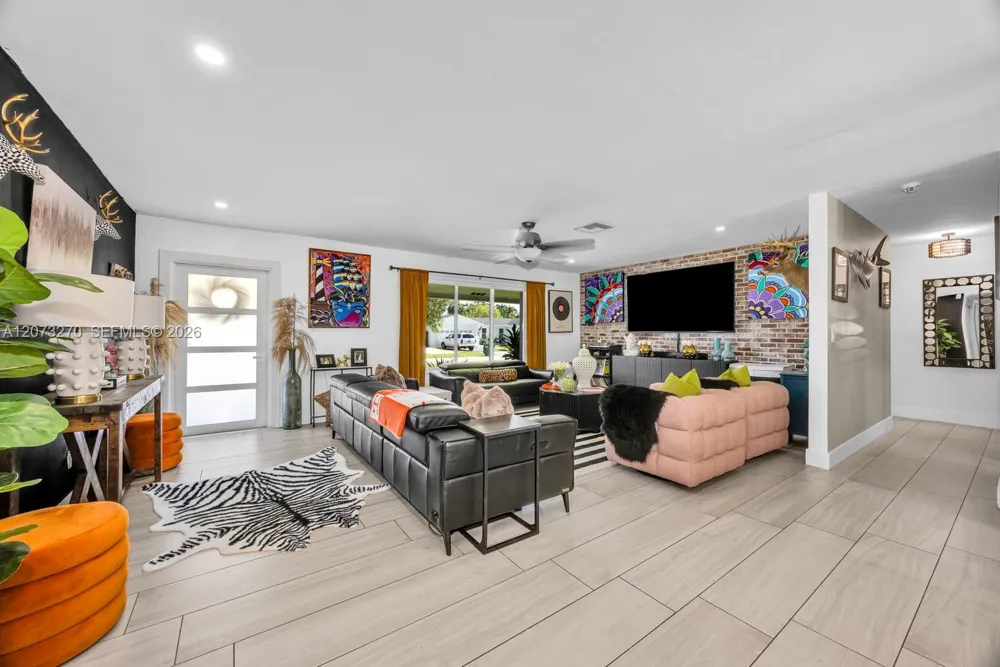 8144 SW 205th Ter Cutler Bay, FL 33189