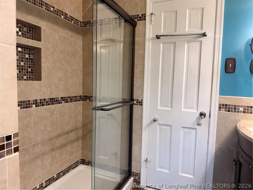 516 E 2nd Avenue Red Springs, NC 28377