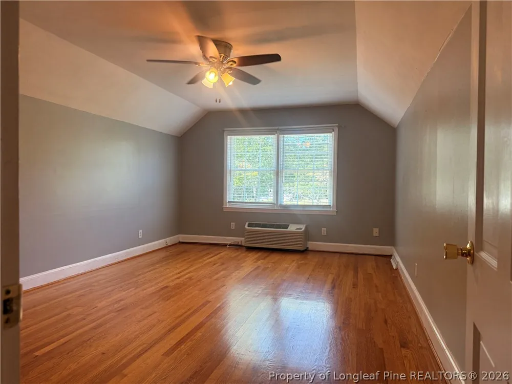 516 E 2nd Avenue Red Springs, NC 28377