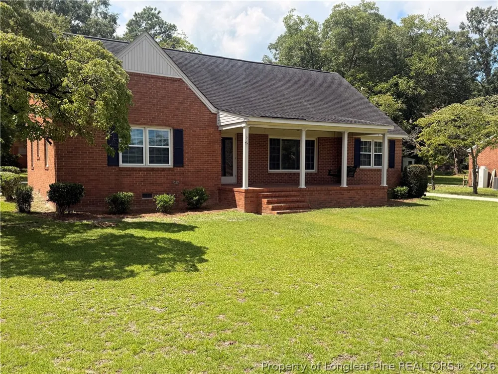 516 E 2nd Avenue Red Springs, NC 28377