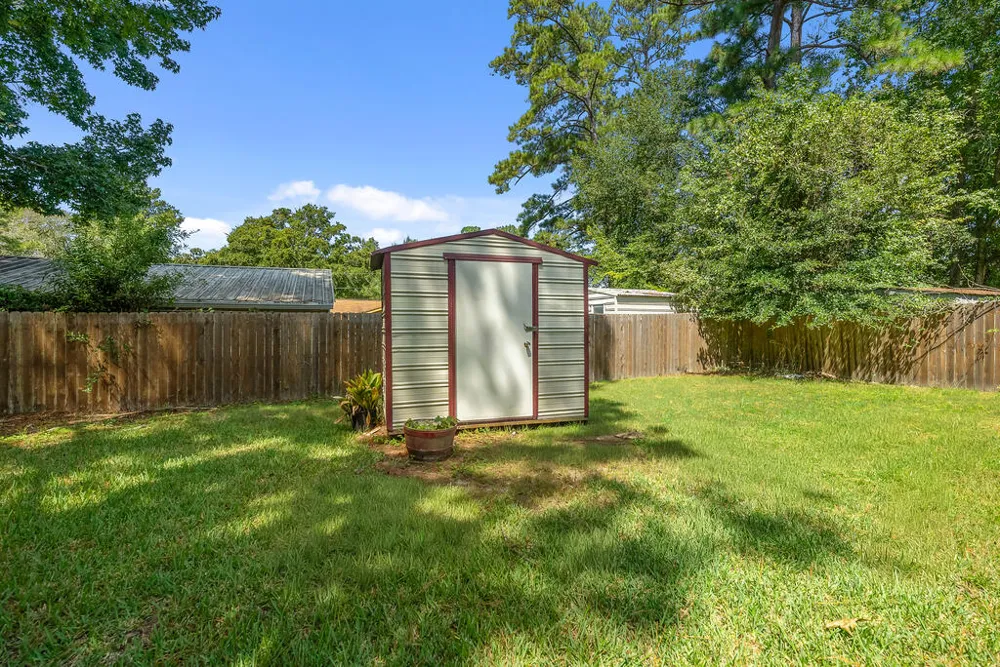 2121 Burnside Drive Columbus, GA 31907