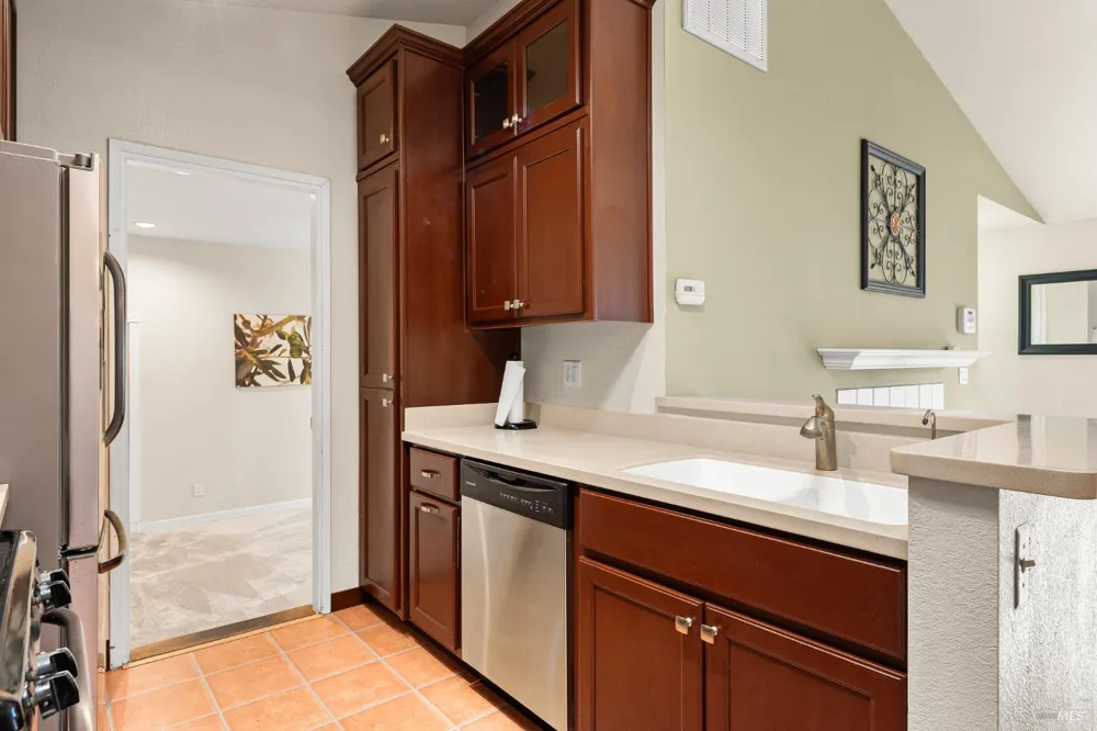 102 Pinewood Court Cotati, CA 94931