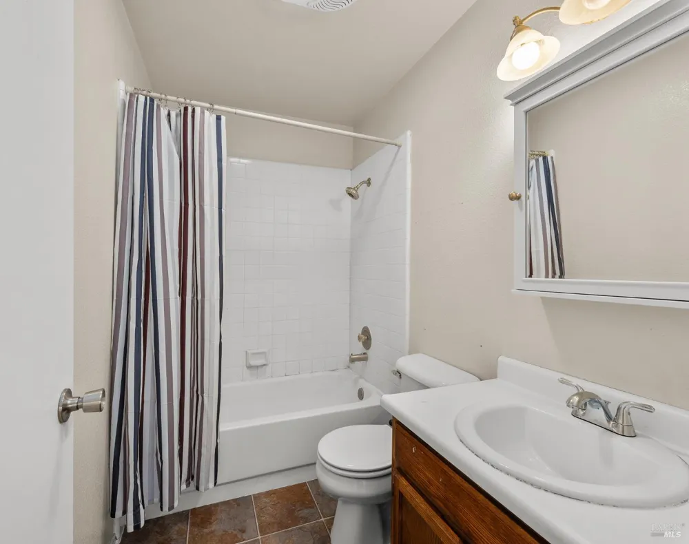 102 Pinewood Court Cotati, CA 94931