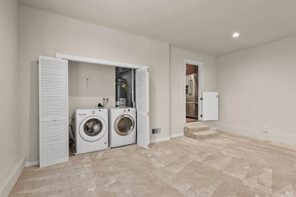 102 Pinewood Court Cotati, CA 94931
