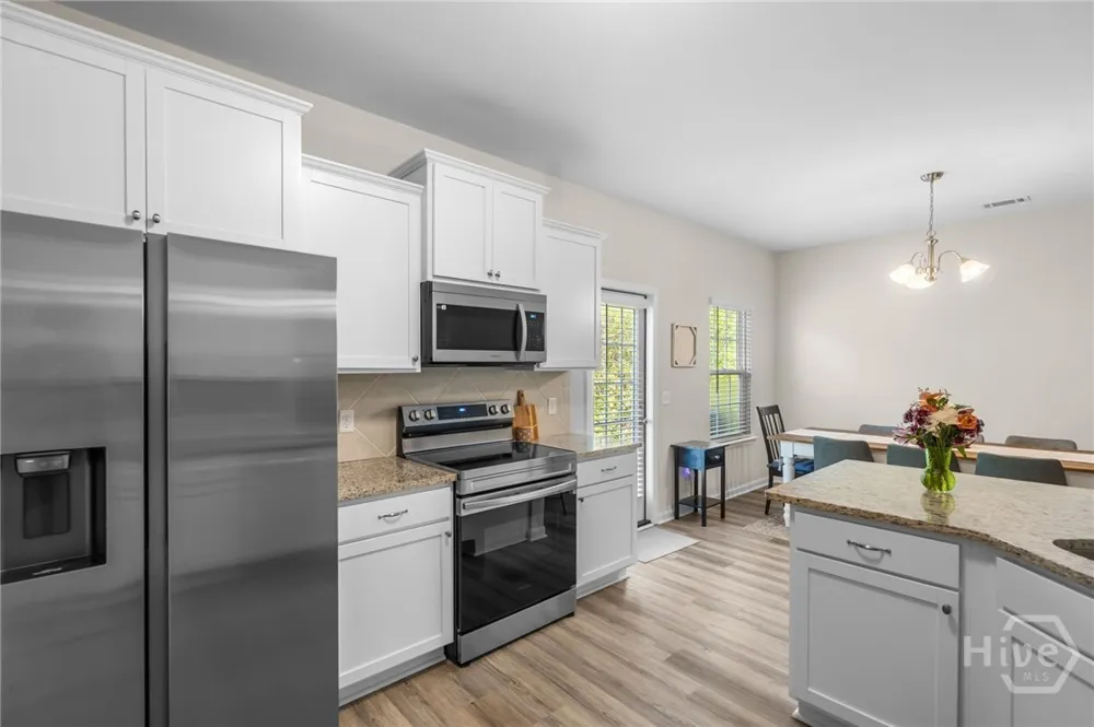 70 Glendale Lane Hinesville, GA 31313