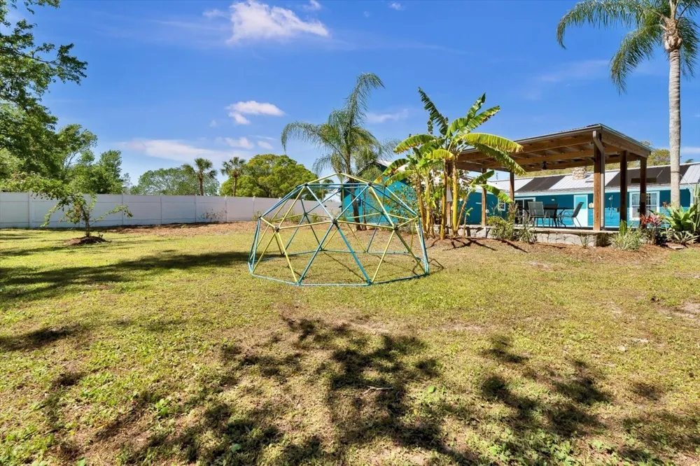 245 COUNTRY CIRCLE DRIVE E Port Orange, FL 32128