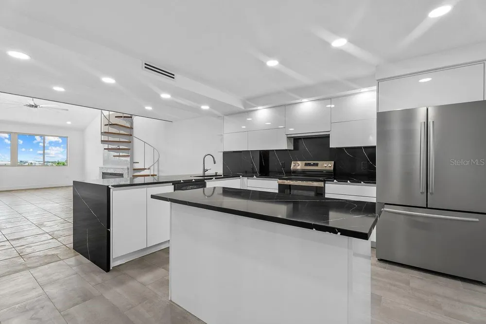 9604 CORTEZ ROAD W #233 Bradenton, FL 34210