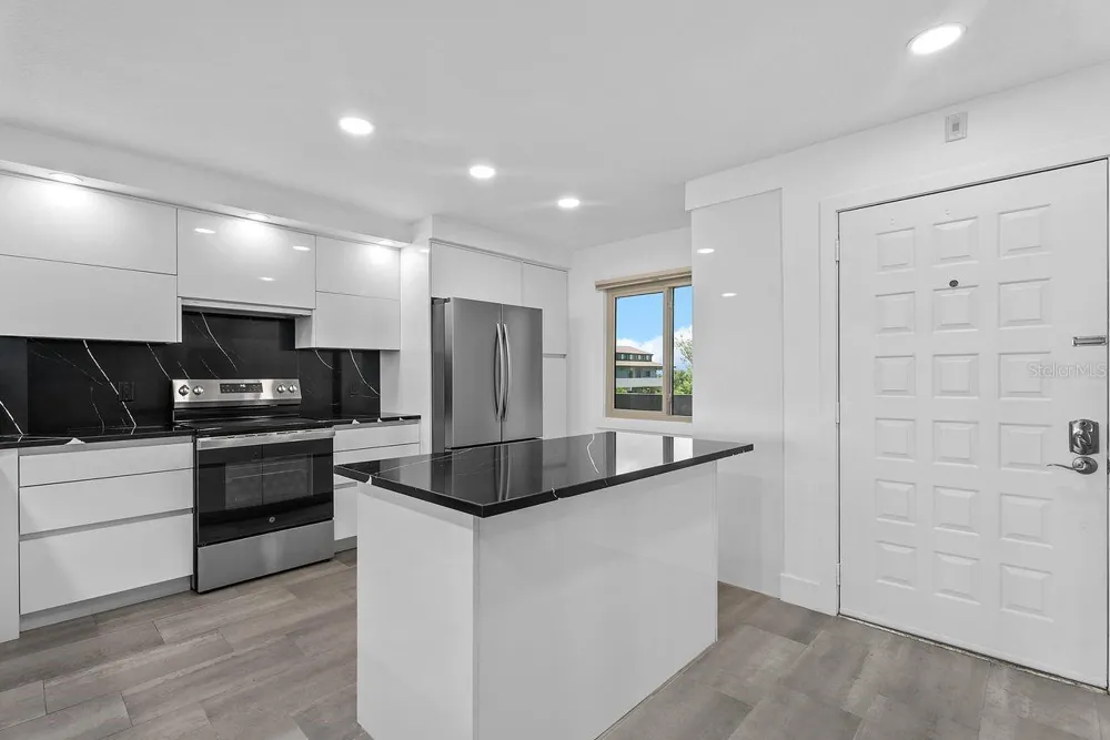 9604 CORTEZ ROAD W #233 Bradenton, FL 34210