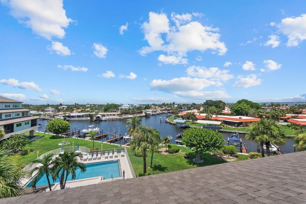 9604 CORTEZ ROAD W #233 Bradenton, FL 34210