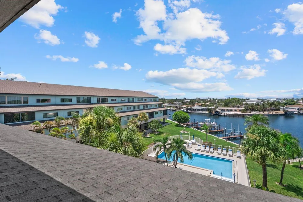 9604 CORTEZ ROAD W #233 Bradenton, FL 34210
