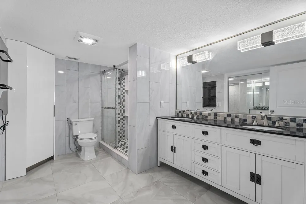 9604 CORTEZ ROAD W #233 Bradenton, FL 34210