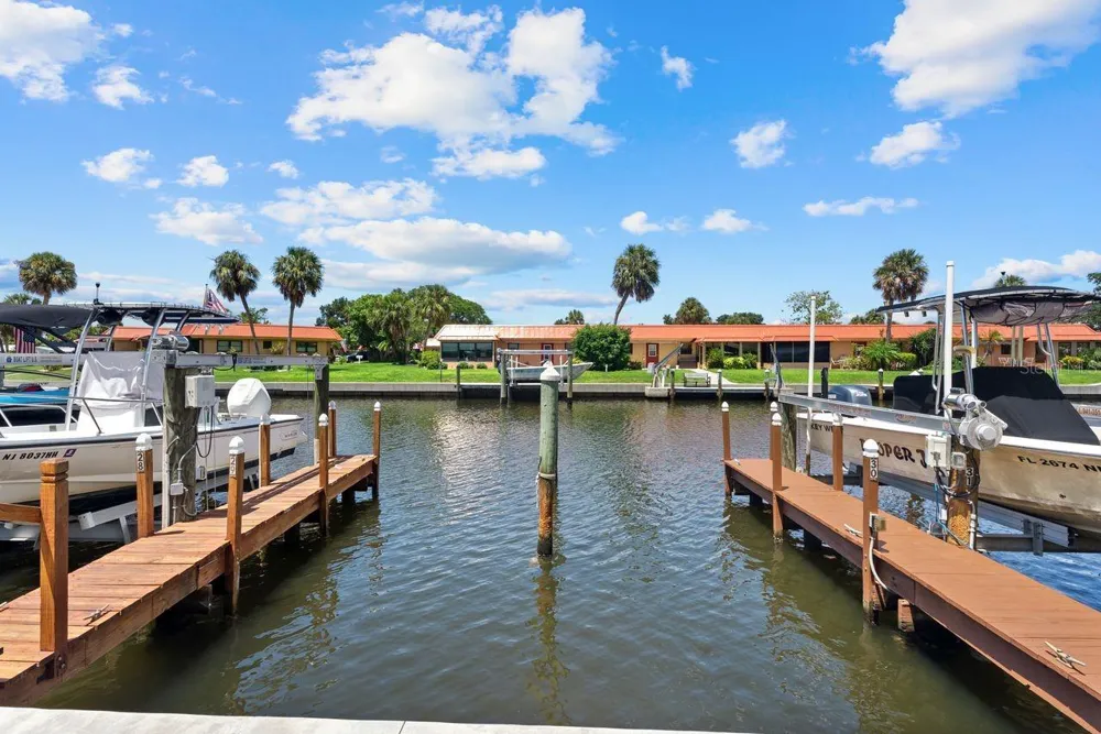 9604 CORTEZ ROAD W #233 Bradenton, FL 34210