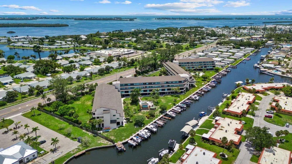 9604 CORTEZ ROAD W #233 Bradenton, FL 34210