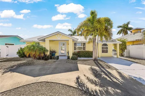 12262 BOAT SHELL DR