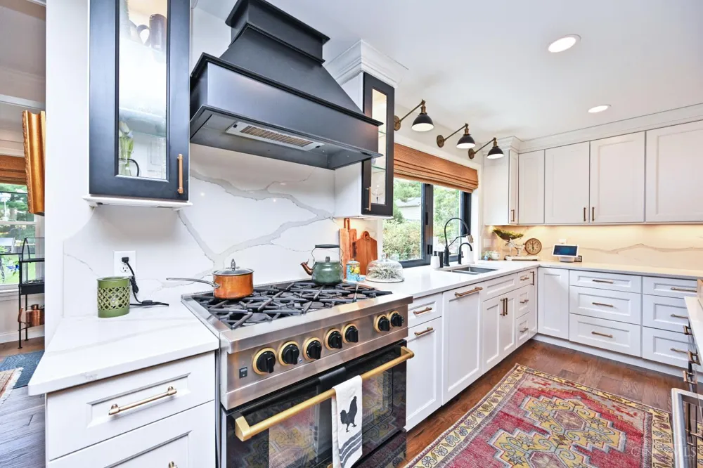 7711 Stonehenge Drive Montgomery, OH 45242