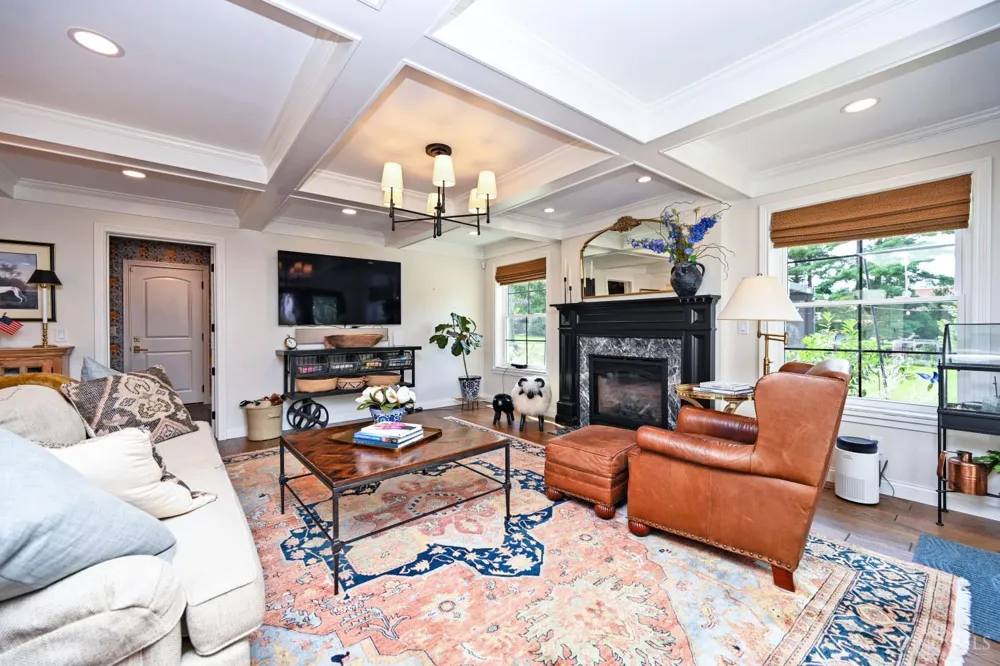 7711 Stonehenge Drive Montgomery, OH 45242
