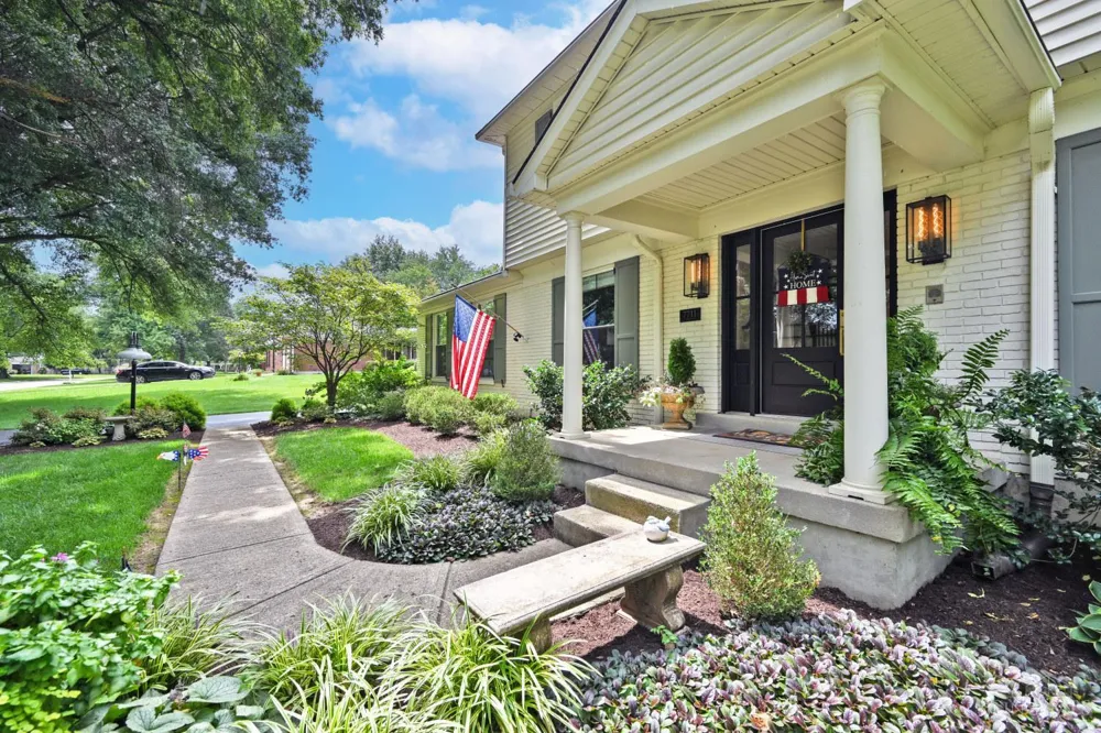 7711 Stonehenge Drive Montgomery, OH 45242