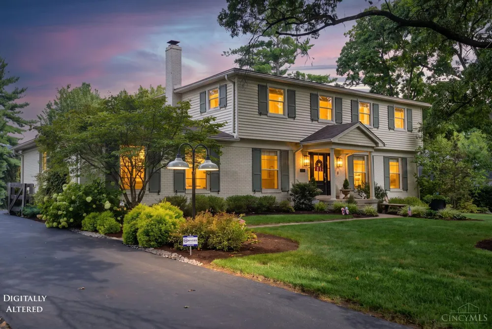 7711 Stonehenge Drive Montgomery, OH 45242
