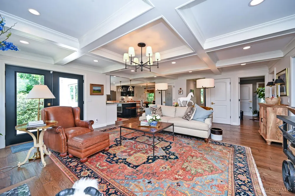 7711 Stonehenge Drive Montgomery, OH 45242