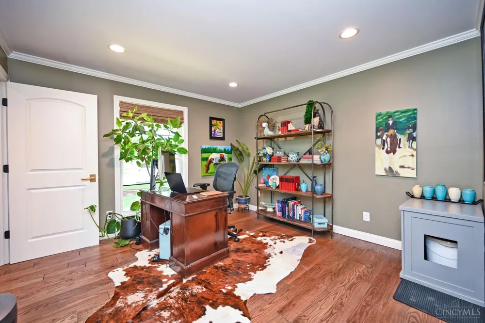 7711 Stonehenge Drive Montgomery, OH 45242