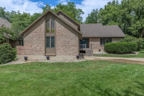 1828 W Tamarron Court