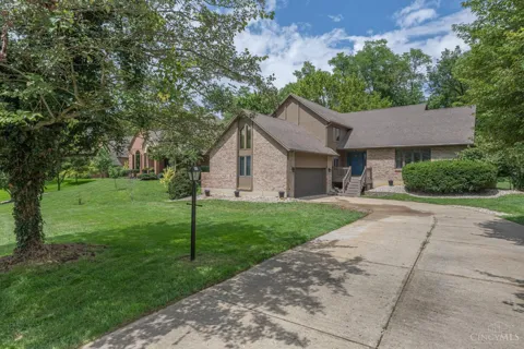 1828 W Tamarron Court
