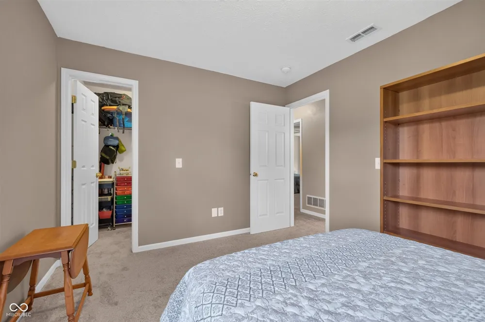 6538 Stafford Trace Zionsville, IN 46077
