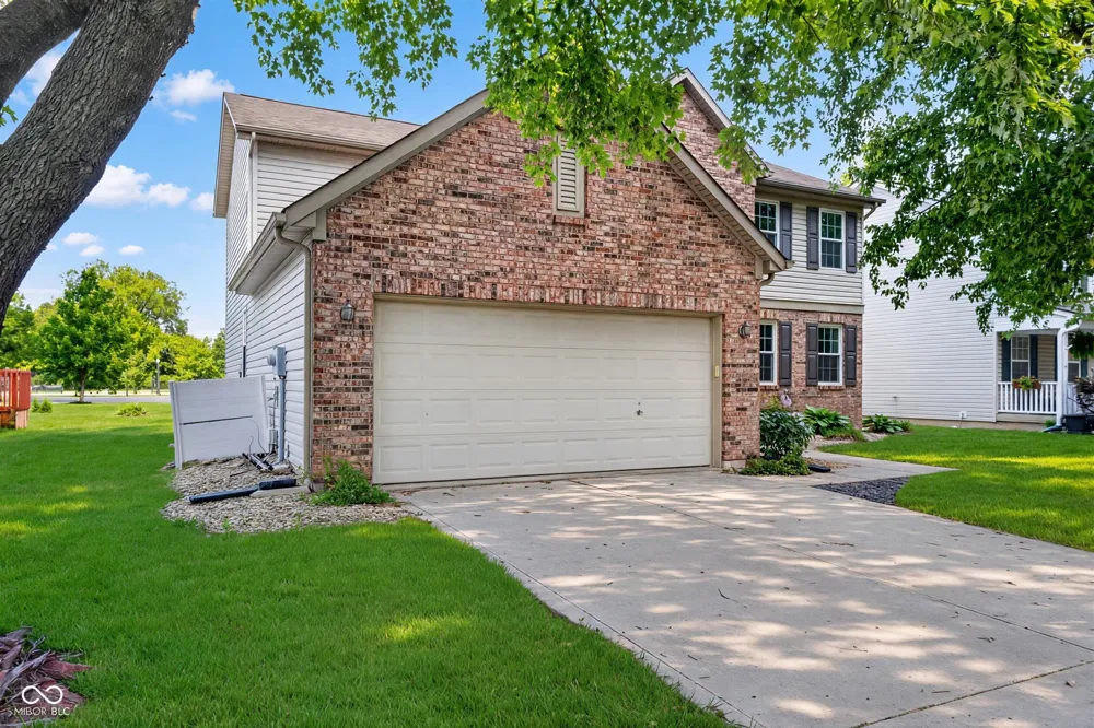 6538 Stafford Trace Zionsville, IN 46077