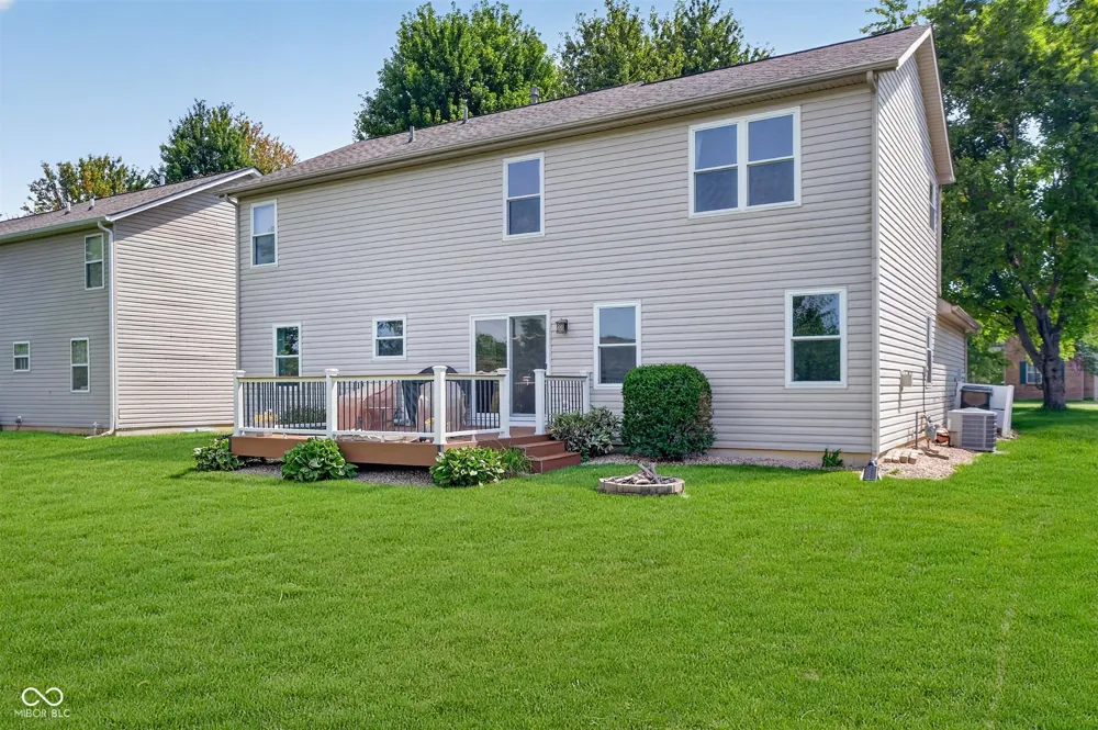 6538 Stafford Trace Zionsville, IN 46077