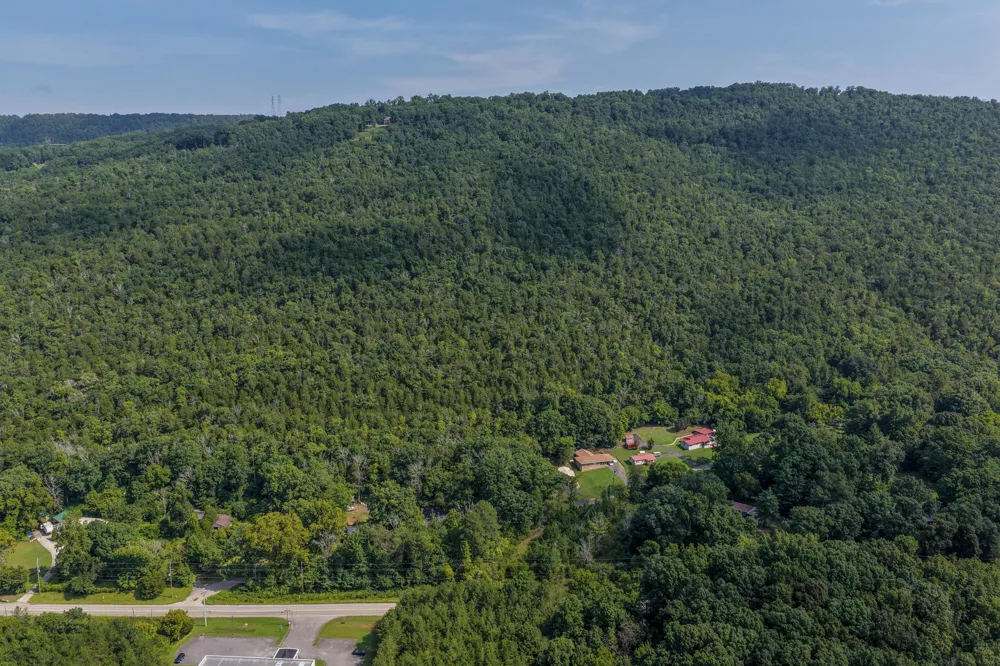 4065 Cummings Highway Chattanooga, TN 37419