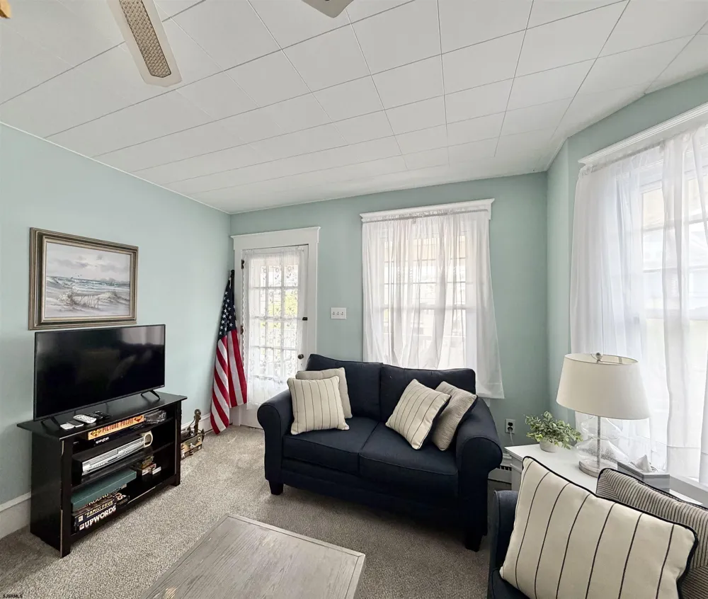 828 Second St. Ocean City, NJ 08226